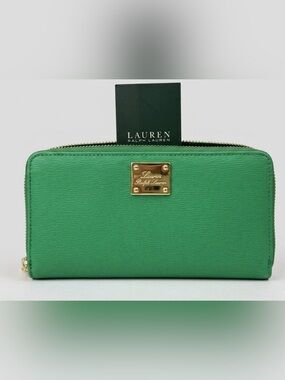 Laurent Ralph Laurent Green Saffiano Leather Zip  Around Continental Wallet 8x4”
